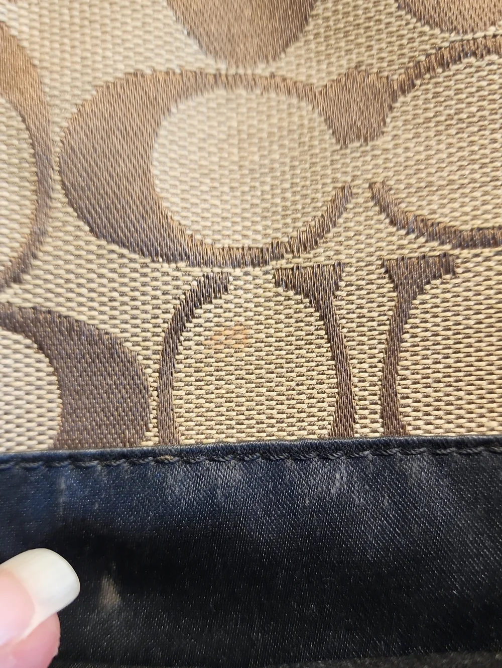 Authentic Vintage Coach bag From 2011 - Picture 15 of 15